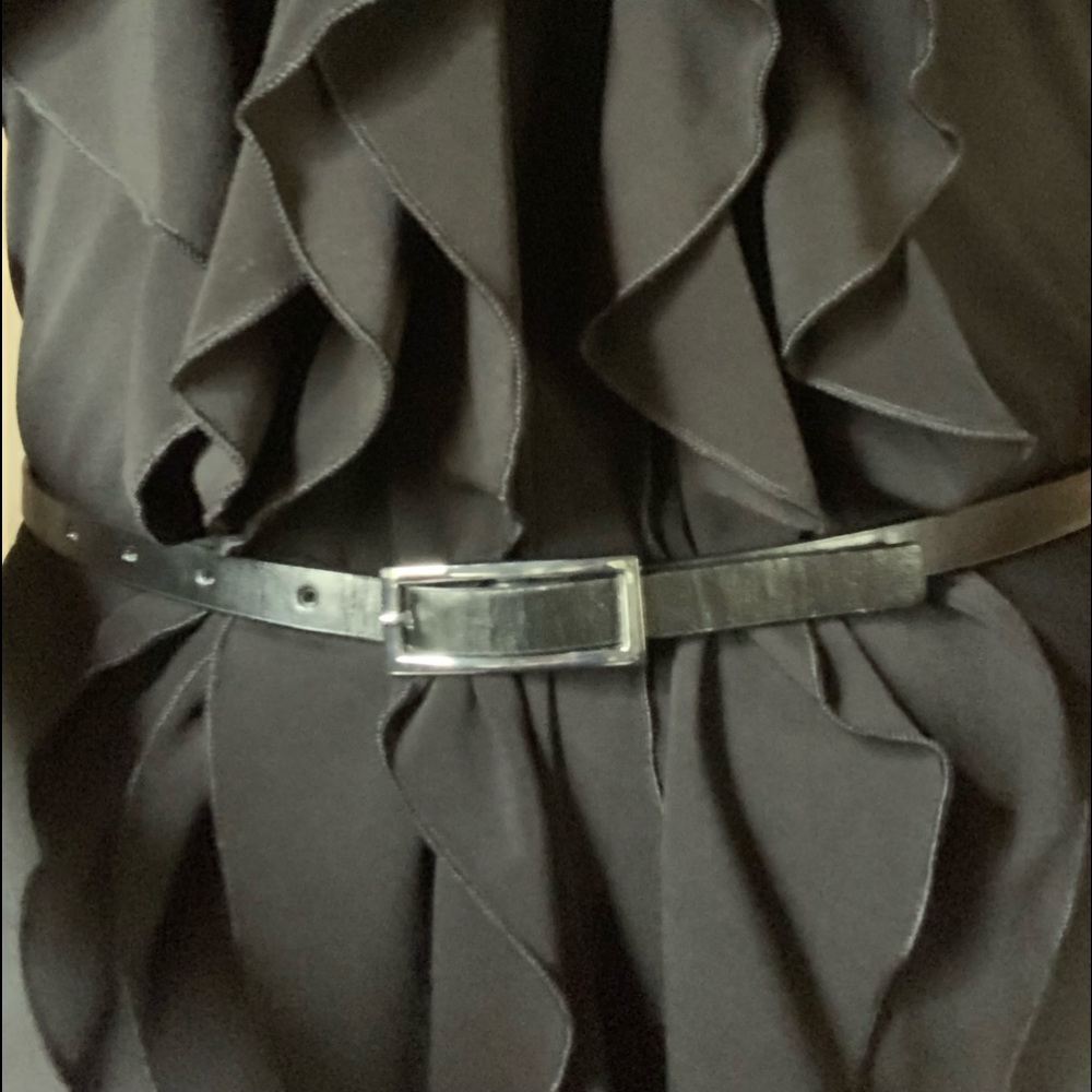 Lil Ruffle Black Cocktail Dress. Calvin Klein.